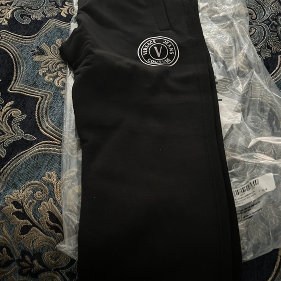 New Versace joggers size small - Picture 2 of 3